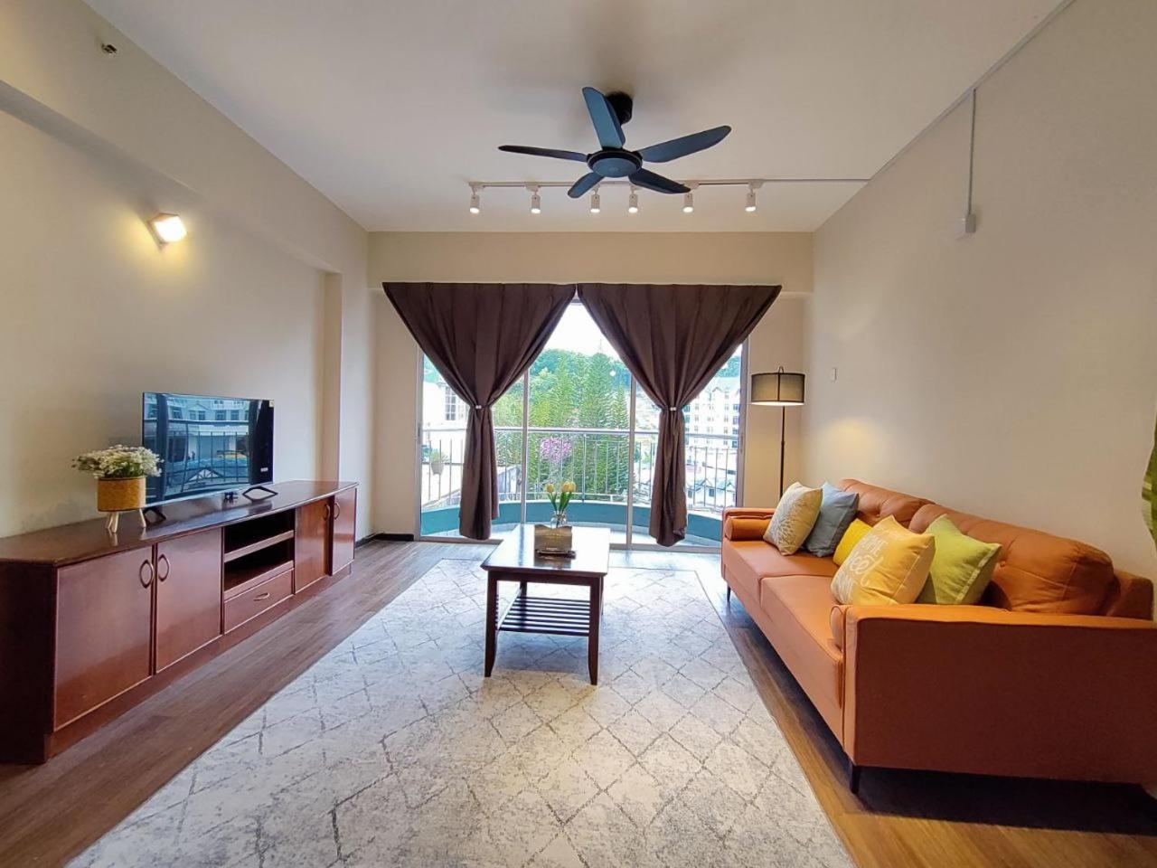 Star Regency By Plush Brinchang Esterno foto
