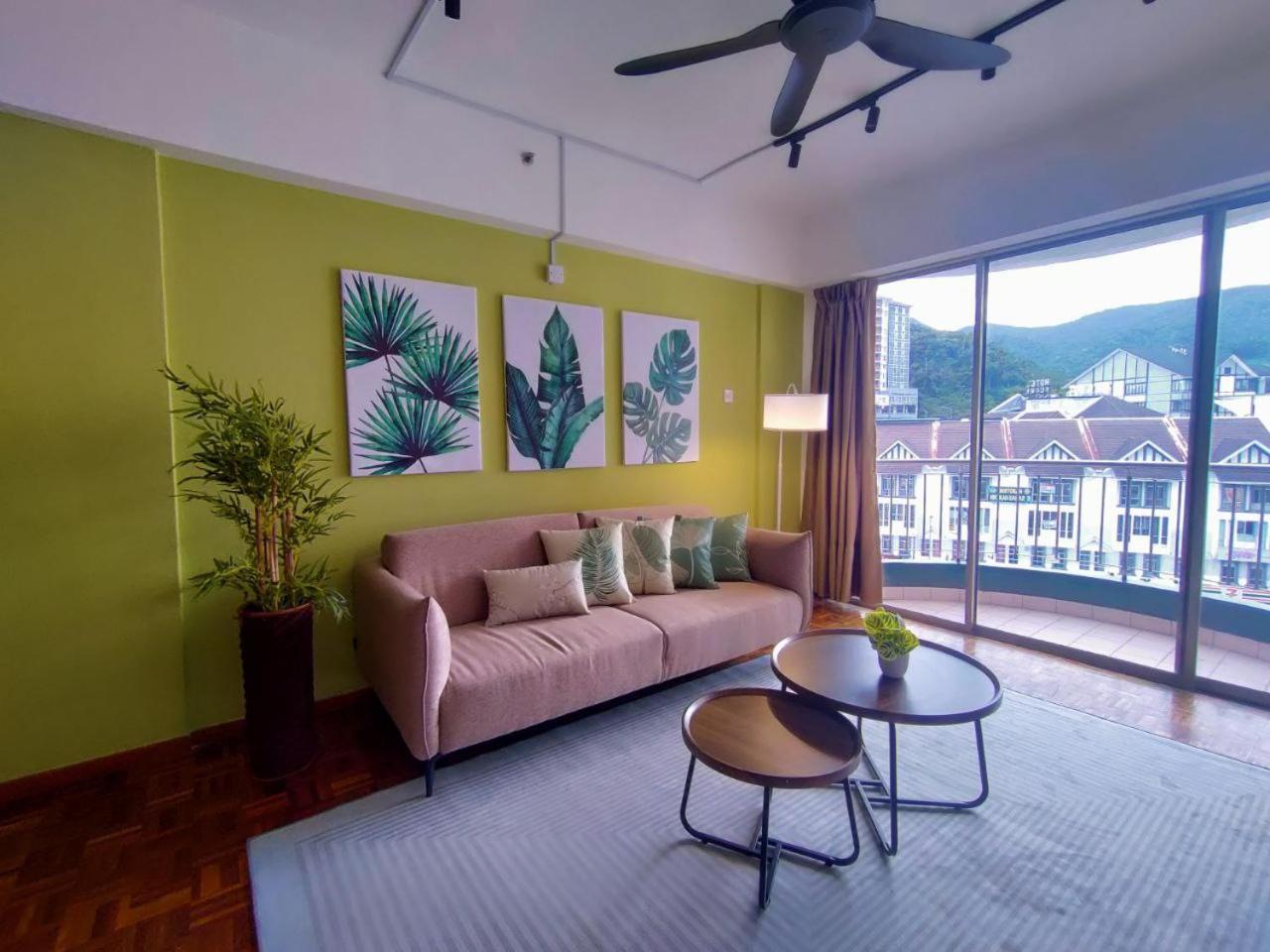 Star Regency By Plush Brinchang Esterno foto
