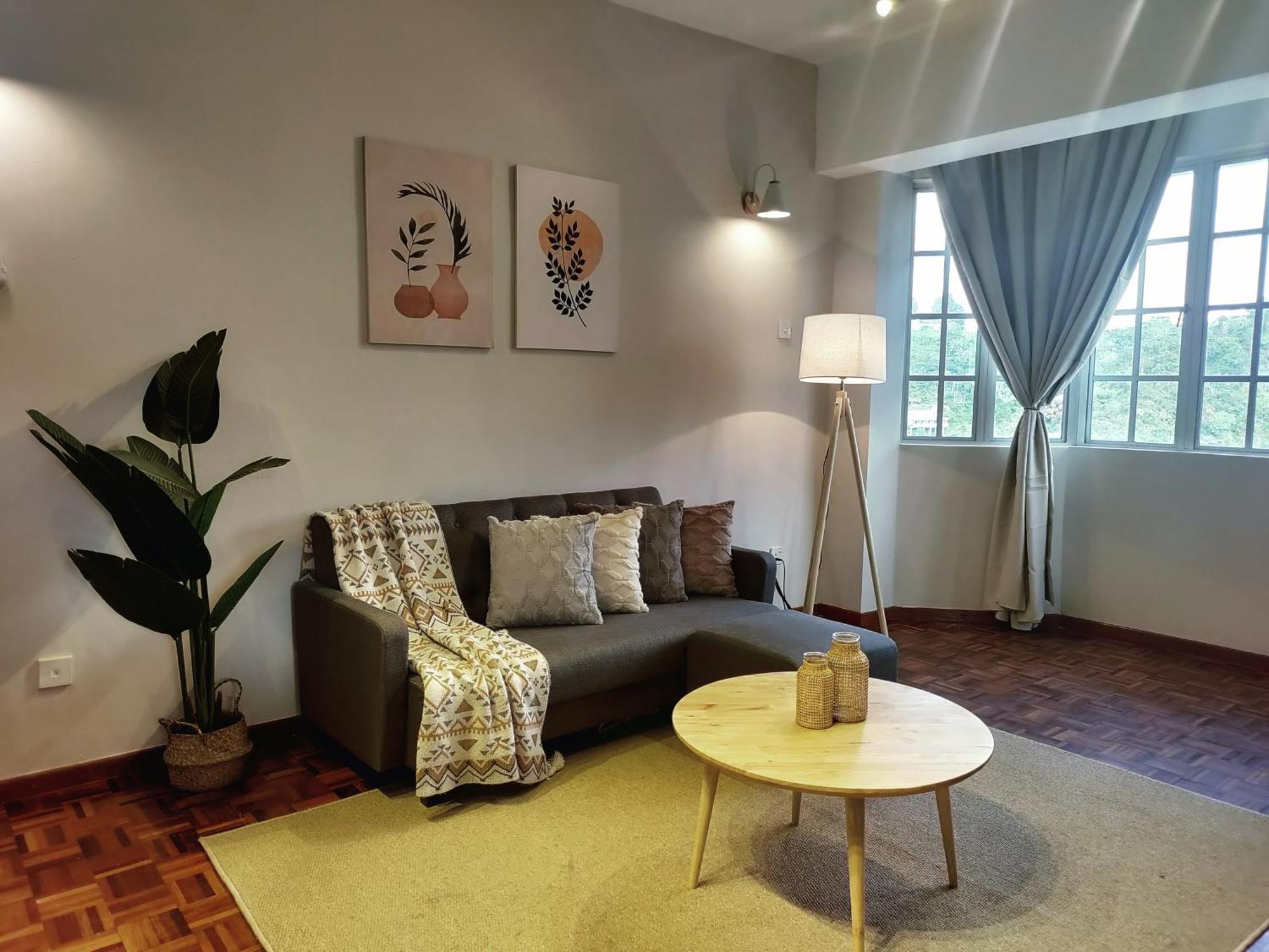 Star Regency By Plush Brinchang Esterno foto